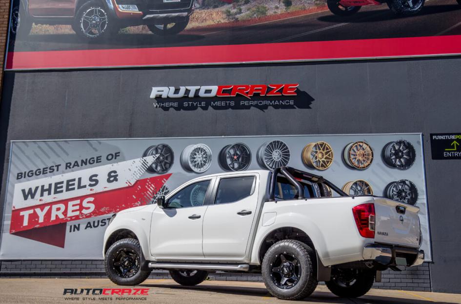 NISSAN NAVARA GD04 MATTE BLACK